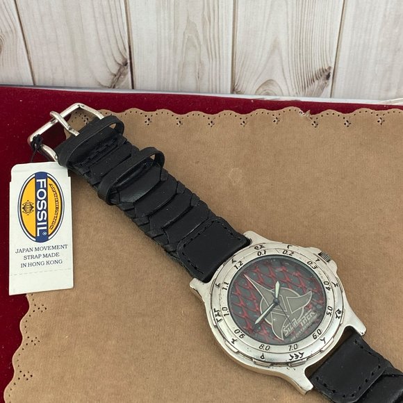Vintage NEW with Tags Star Trek Next Generation Watch, Pin with Box - Picture 5 of 9